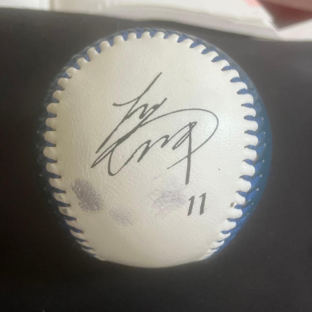 北海道日本ハムファイターズ 大谷翔平サインボール 11番 - メルカリ