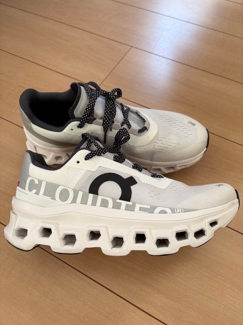 オン　クラウドモンスター　26.5cm On Cloudmonster