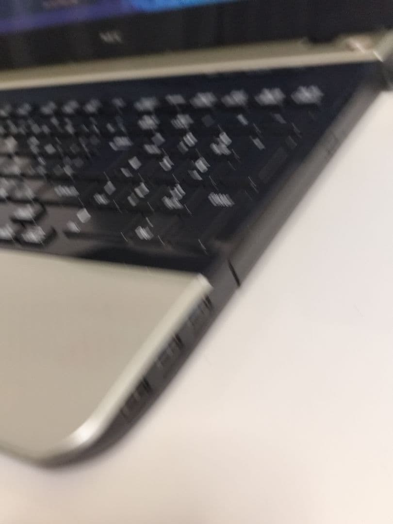 NEC laVie 3世代 i7−3720QM2.60GHz〜3.41GHz