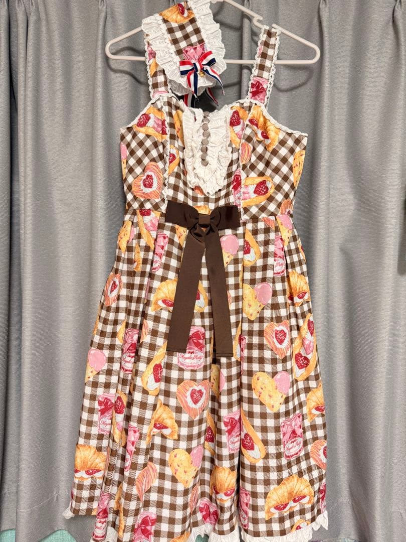 らっしゅ いちごBread Bakery JSK ヘッドドレス らっしゅ様専用 いちごBread Bakery JSK ヘッドドレス - メルカリ