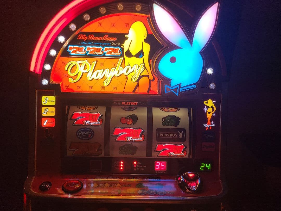 山佐4号機 希少台 沖スロプレイボーイ30 引き取り限定対応 - メルカリ