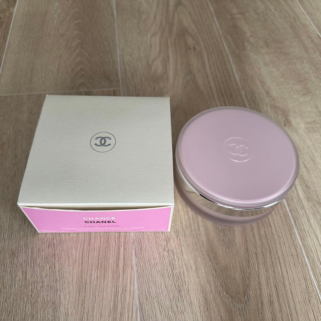 CHANEL CHANCE Eau Tendre ボディクリーム 200g Amazon | 【シャネル】チャンス オー タンドゥル ボディクリーム 200g