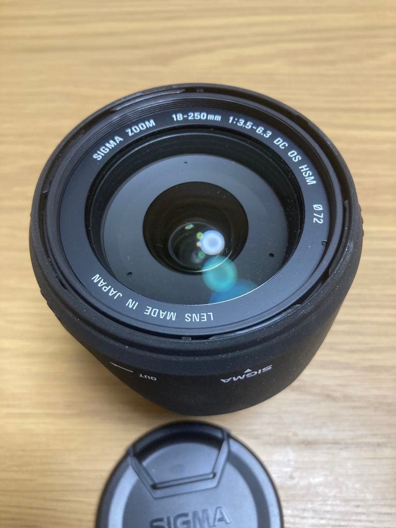 SIGMA 18-250mm f/3.5-6.3 DC OS HSM【美品】