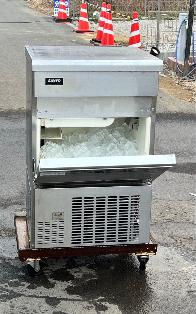 うらちゃん 様専用 全自動製氷機SIM-S3500