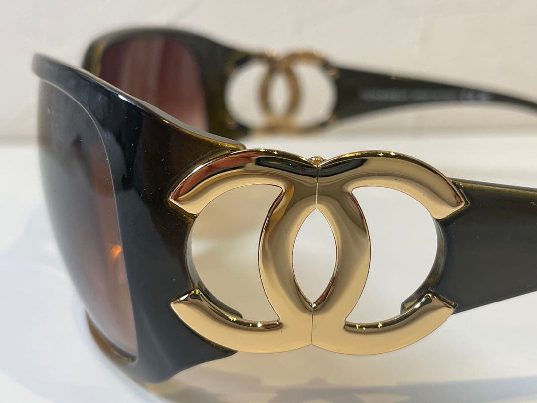 【極美品】CHANEL ココマーク　サングラス ブラウングラデーション 美品 CHANEL シャネル ココマーク サングラス 5387-A ロゴ アイウェア