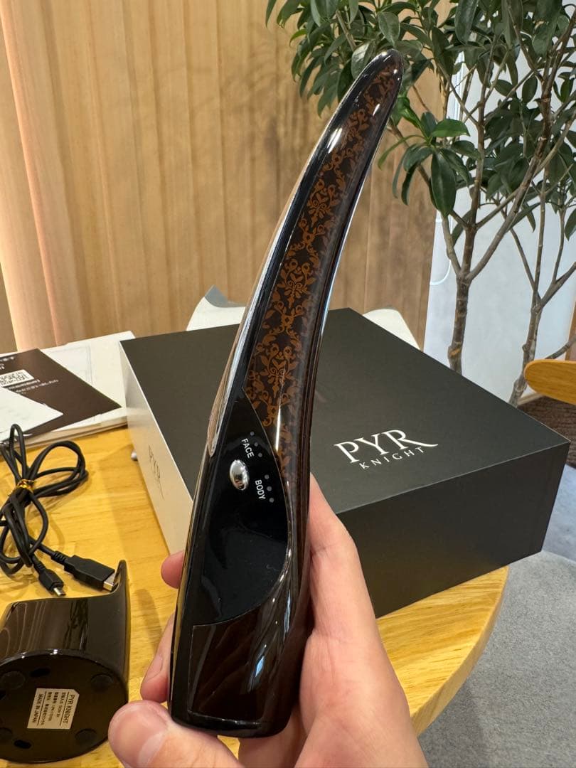 【美品】PYR KNIGHT パイラナイト