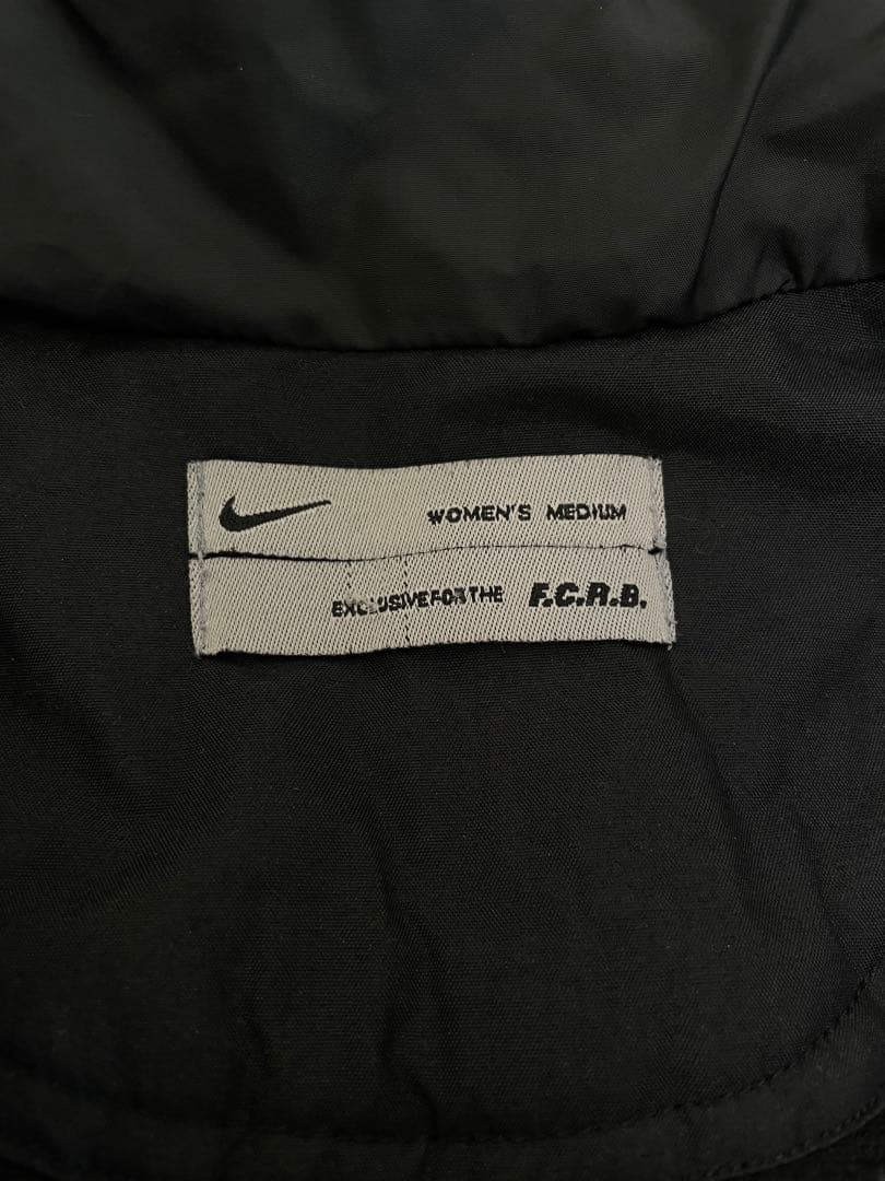 【ko-】F.C.Real Bristol マウンテンパーカー ブラック