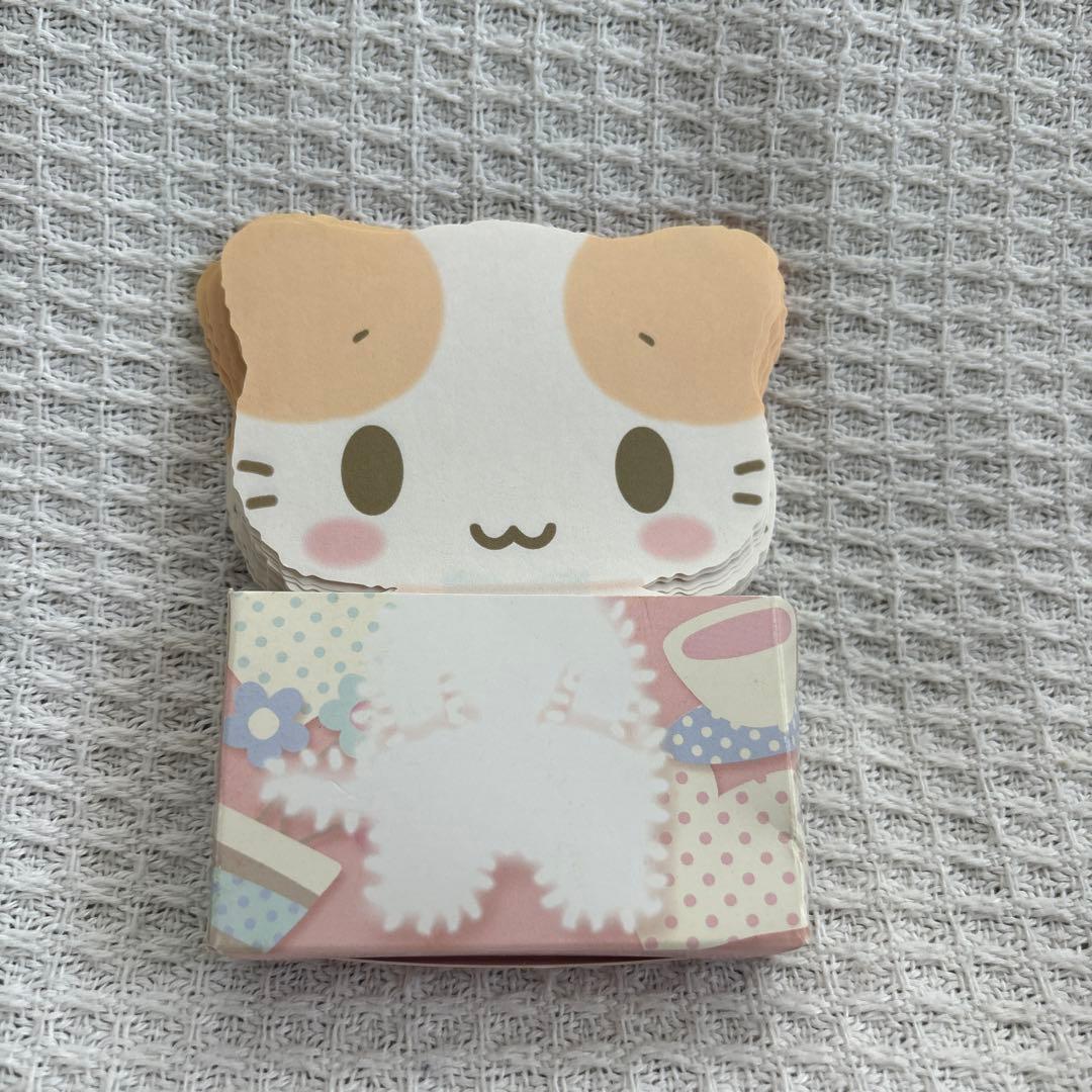サンリオ マシュマロみたいなふわふわにゃんこ メモ - メルカリ