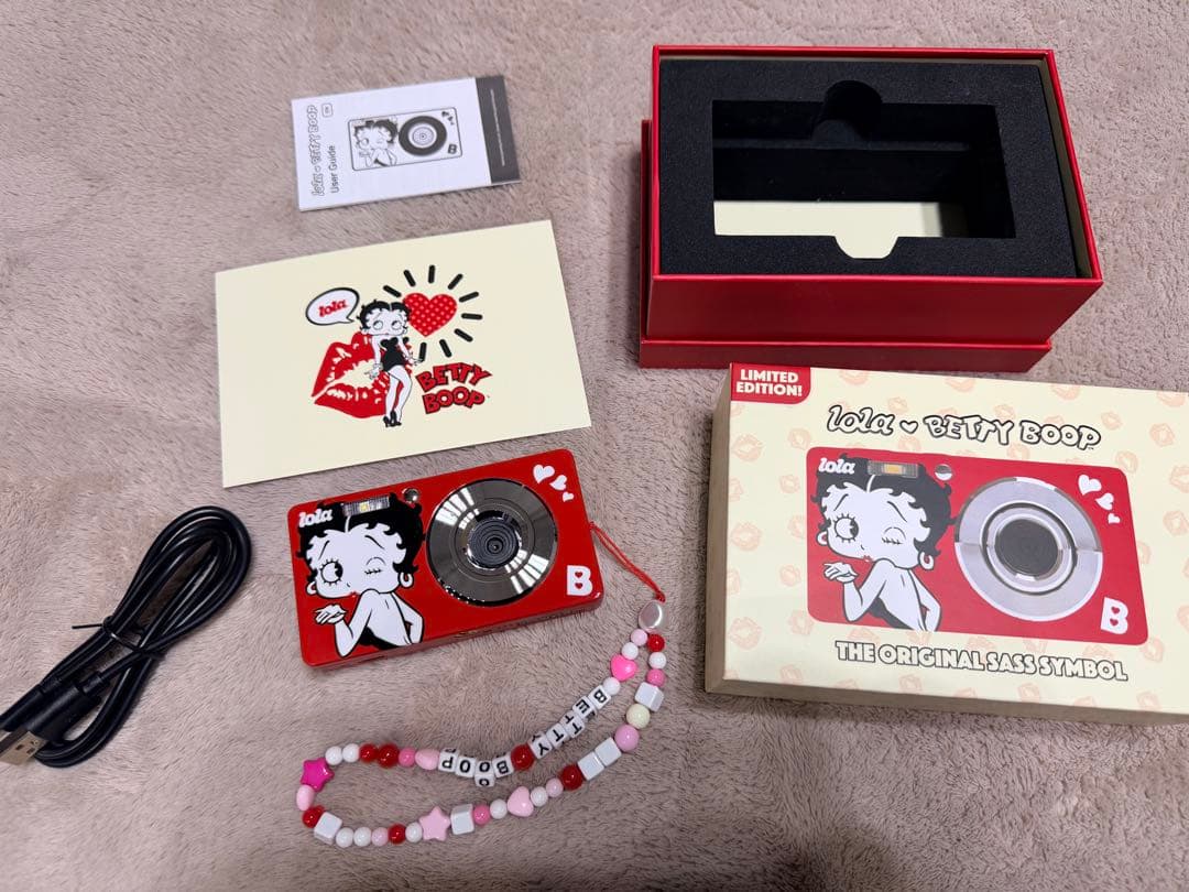 ベティーブープ デジカメ LOLA 平野紫耀