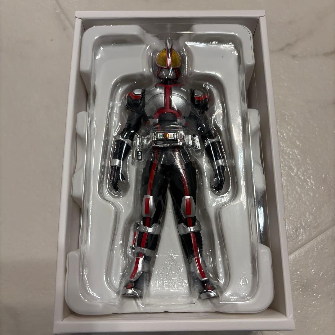 真骨彫　S.H.Figuarts 仮面ライダー555 ファイズ