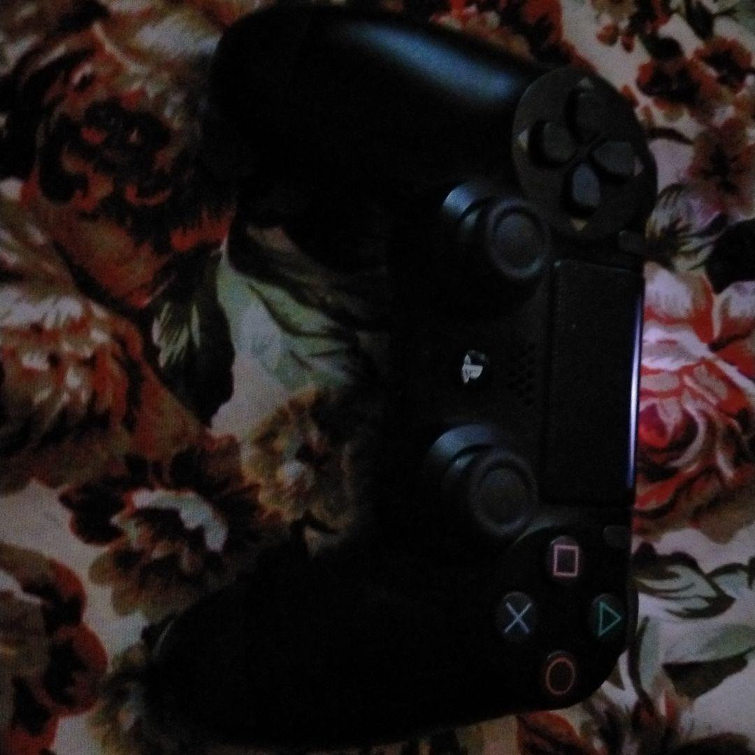 ps4　コントローラー eXtremeRate PS4コントローラーCUH-ZCT2 JDM-040/050/055用ホール