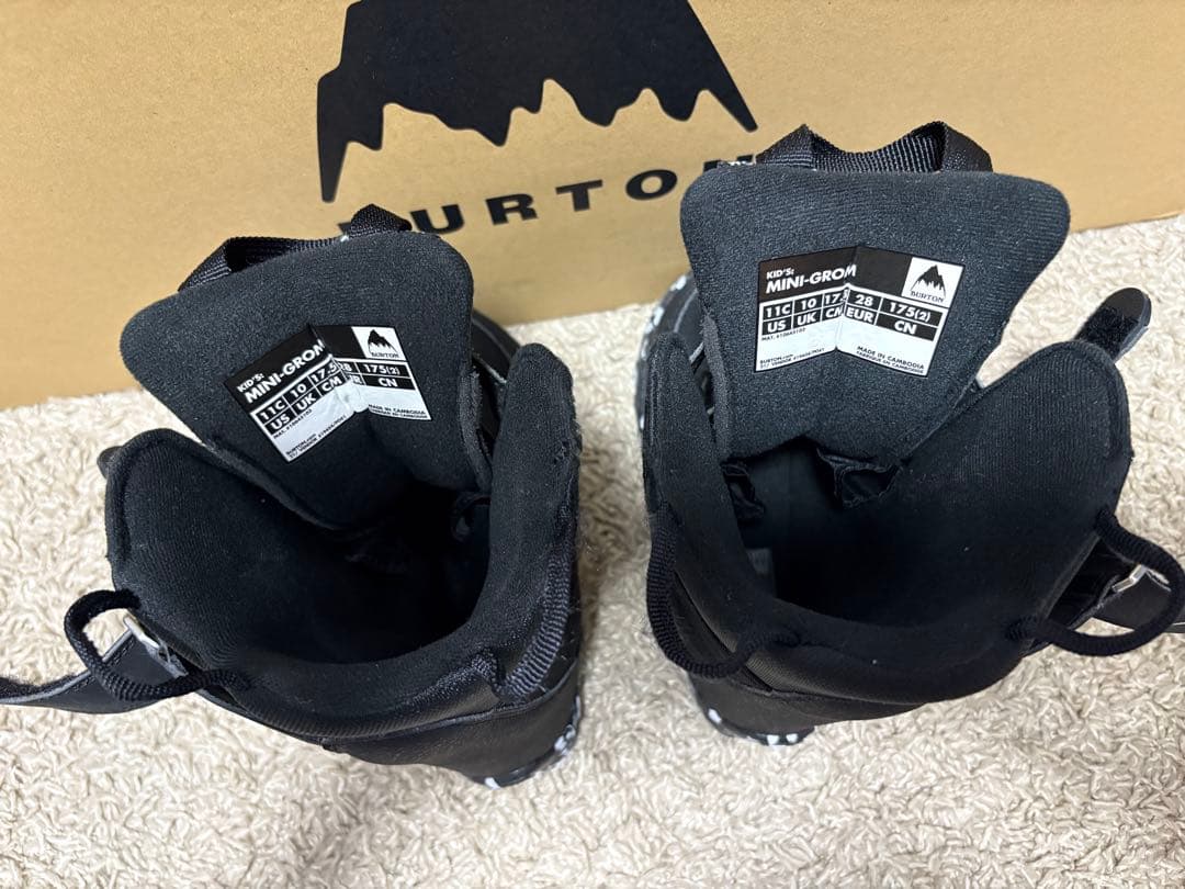 17.5cm Burton 子ども用スノーボードブーツ ブラック