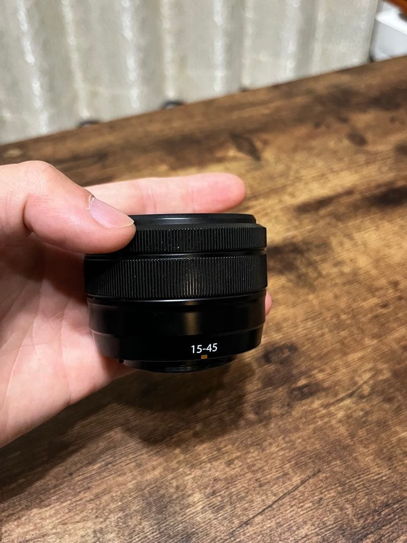 Fujinon XC 15-45mm f/3.5-5.6 ズームレンズ