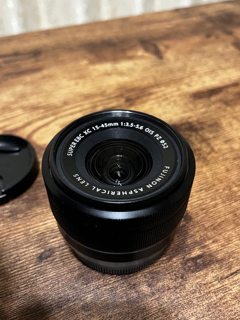 Fujinon XC 15-45mm f/3.5-5.6 ズームレンズ