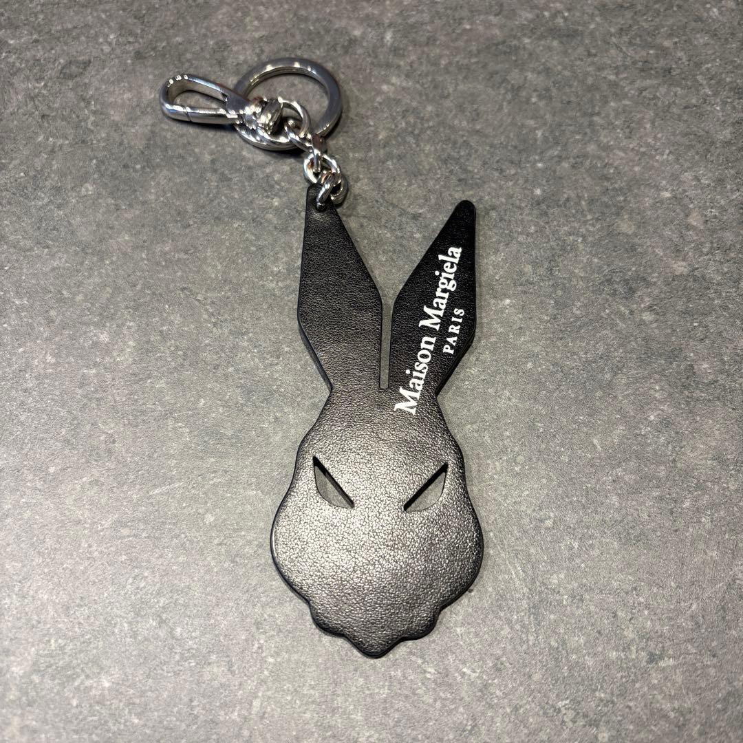 Maison Margiela ウサギ キーホルダー - メルカリ