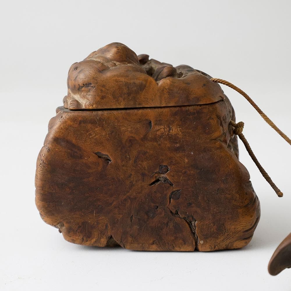 時代 提げ物 塊木瘤木 煙草入れ 螺旋捻り上げ煙管筒 龍図七宝緒締 煙管