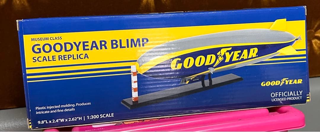 希少非売品 デコトラ GOODYEAR 飛行船フィギュア プラモ グッドイヤー