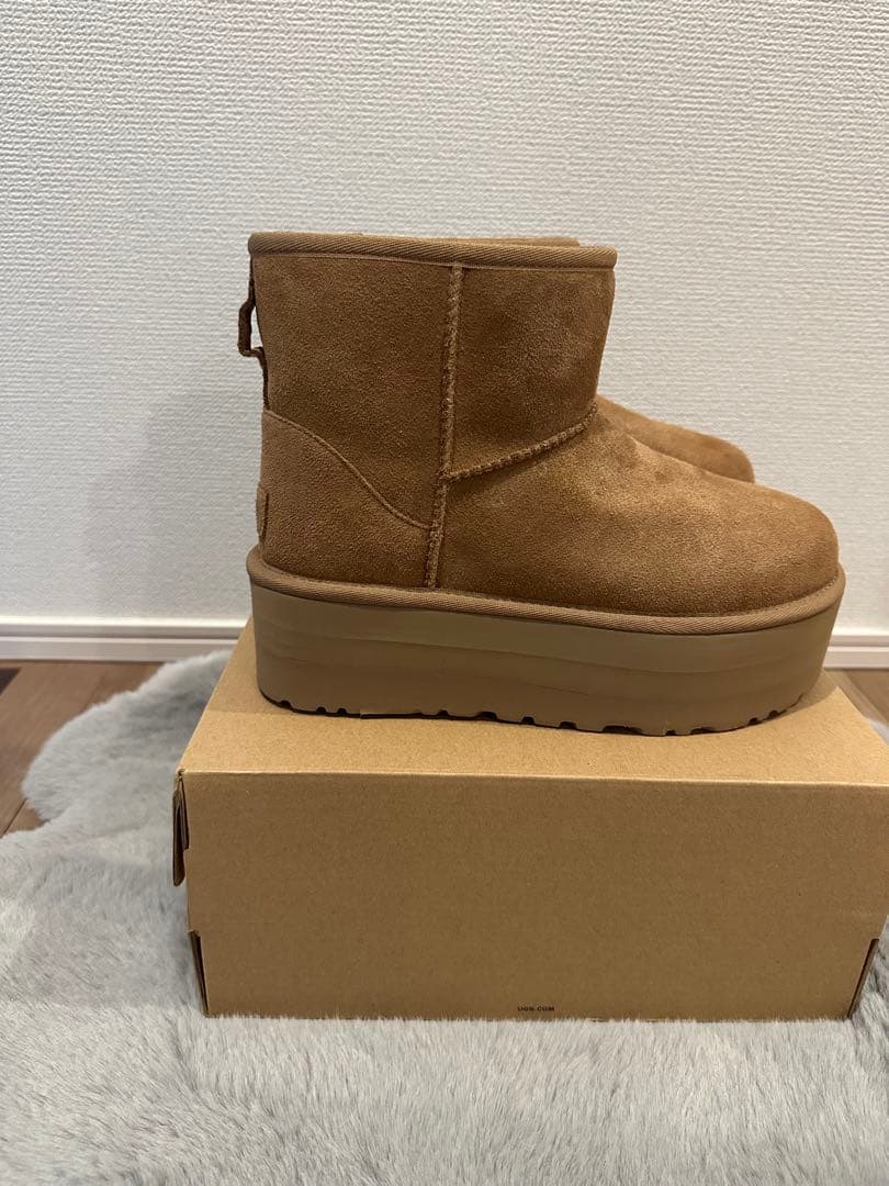 正規品 UGG アグ 厚底 クラシックミニ 24 チェスナット ベージュ