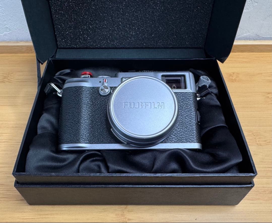 やさいのようせい様 専用】Fujifilm FinePix X100