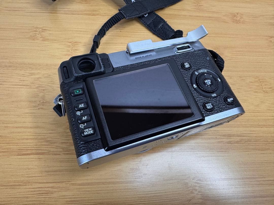 やさいのようせい様 専用】Fujifilm FinePix X100