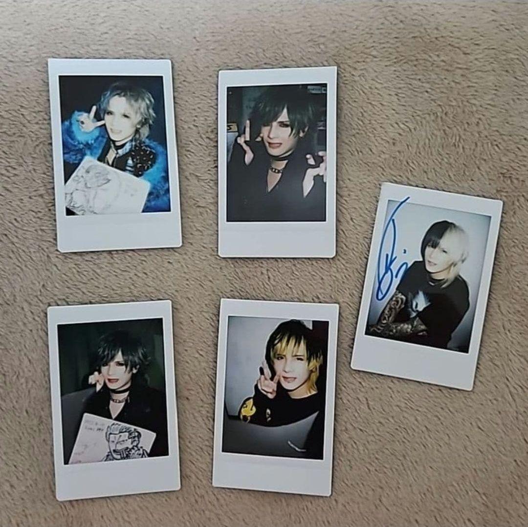 Royz 昴 チェキ③ サイン入り 即購入○ - メルカリ