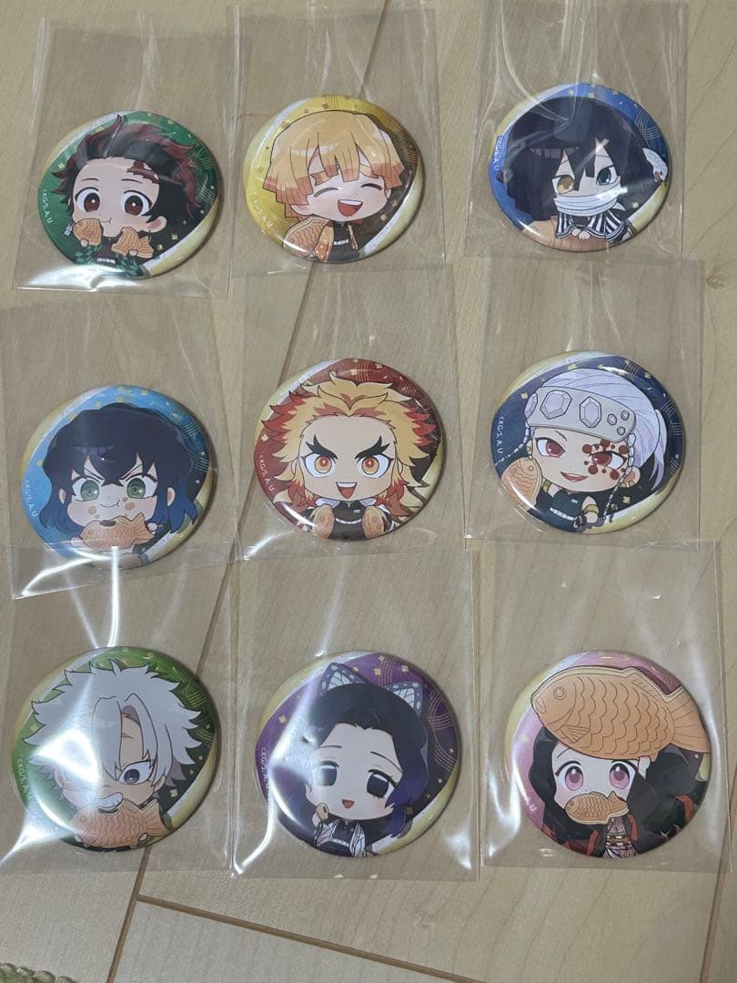 鬼滅の刃　セガ　SEGA たい焼き　缶バッジ　9個セット 鬼滅の刃 × セガのたい焼き 7月24日より「鬼滅の刃焼き」発売!