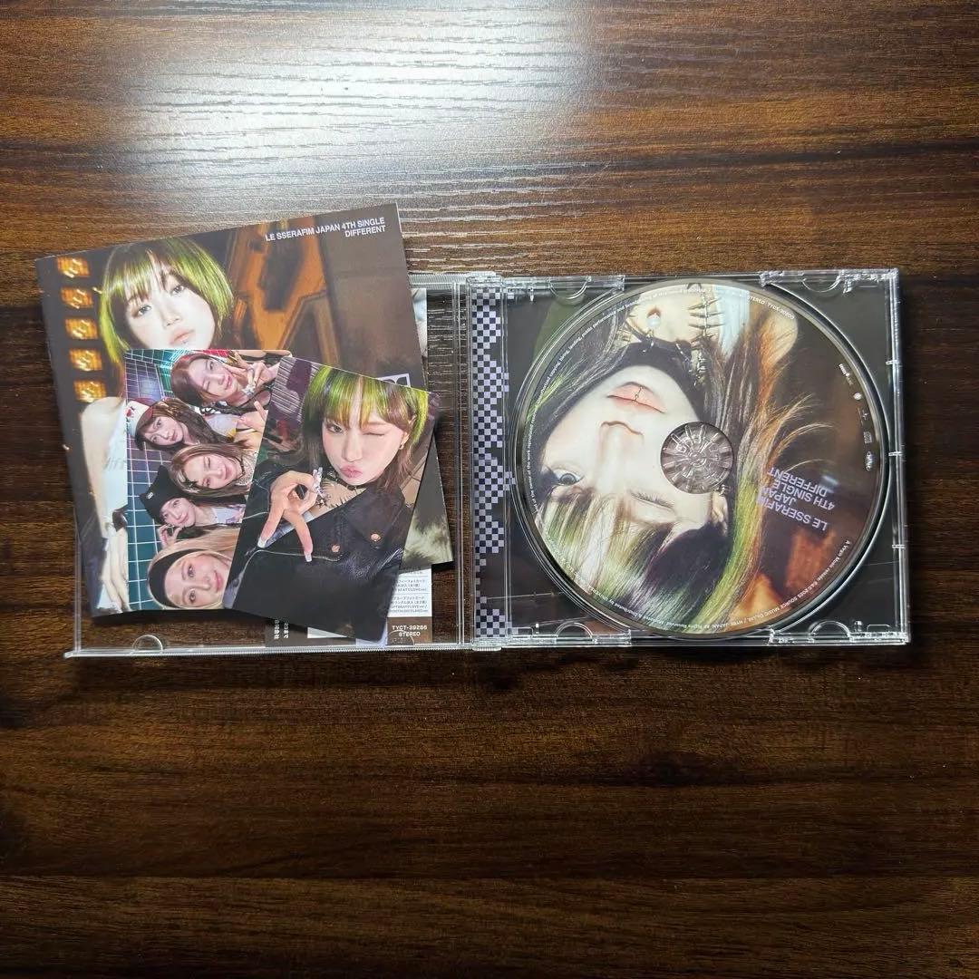 LE SSERAFIM \"DIFFERENT\" 10形態セット+付属ポスター