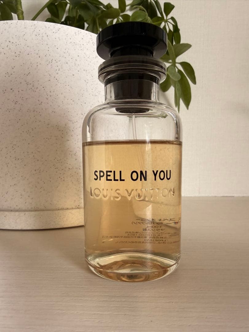 ルイヴィトン　香水　スペルオンユー スペル オン ユー オードゥ パルファン ｜ルイ・ヴィトン 公式サイト