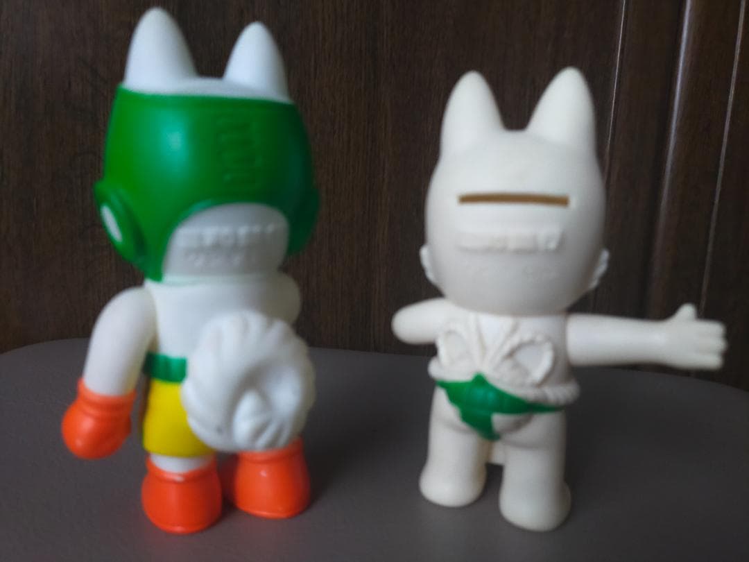 三和銀行 ワンさくん ソフビ貯金箱 6個 ② - メルカリ