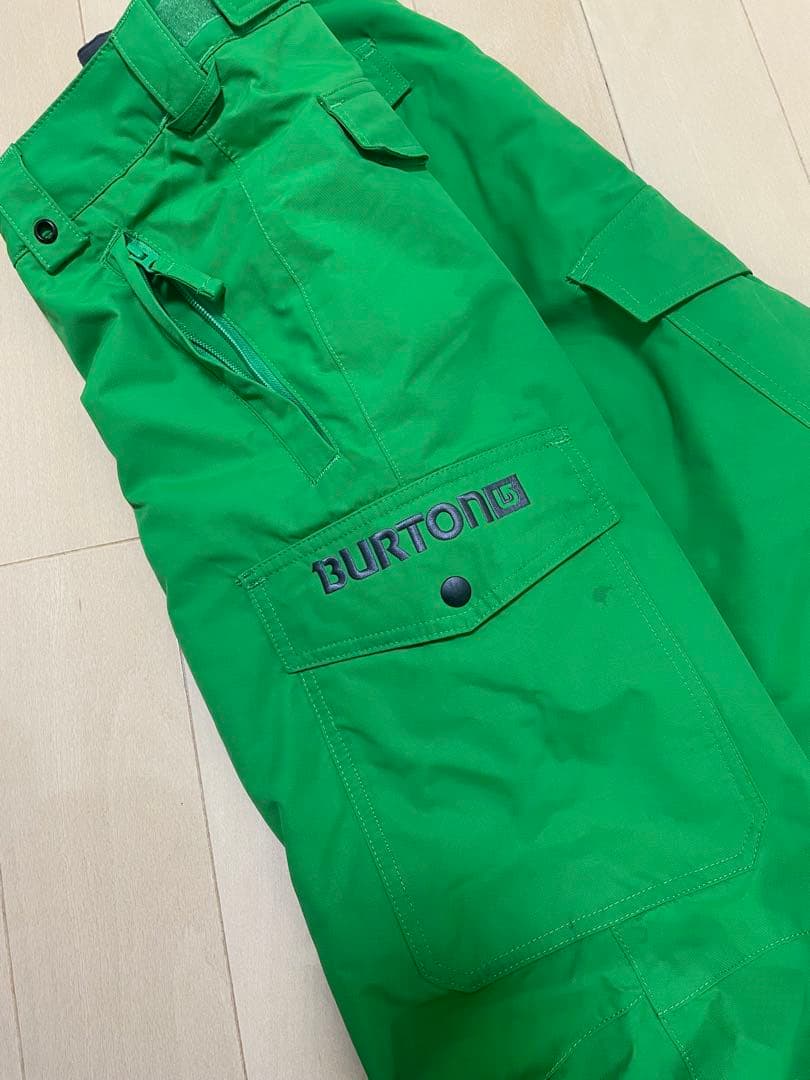 バートン キッズ 迷彩フード付きウェアと緑色パンツセット
