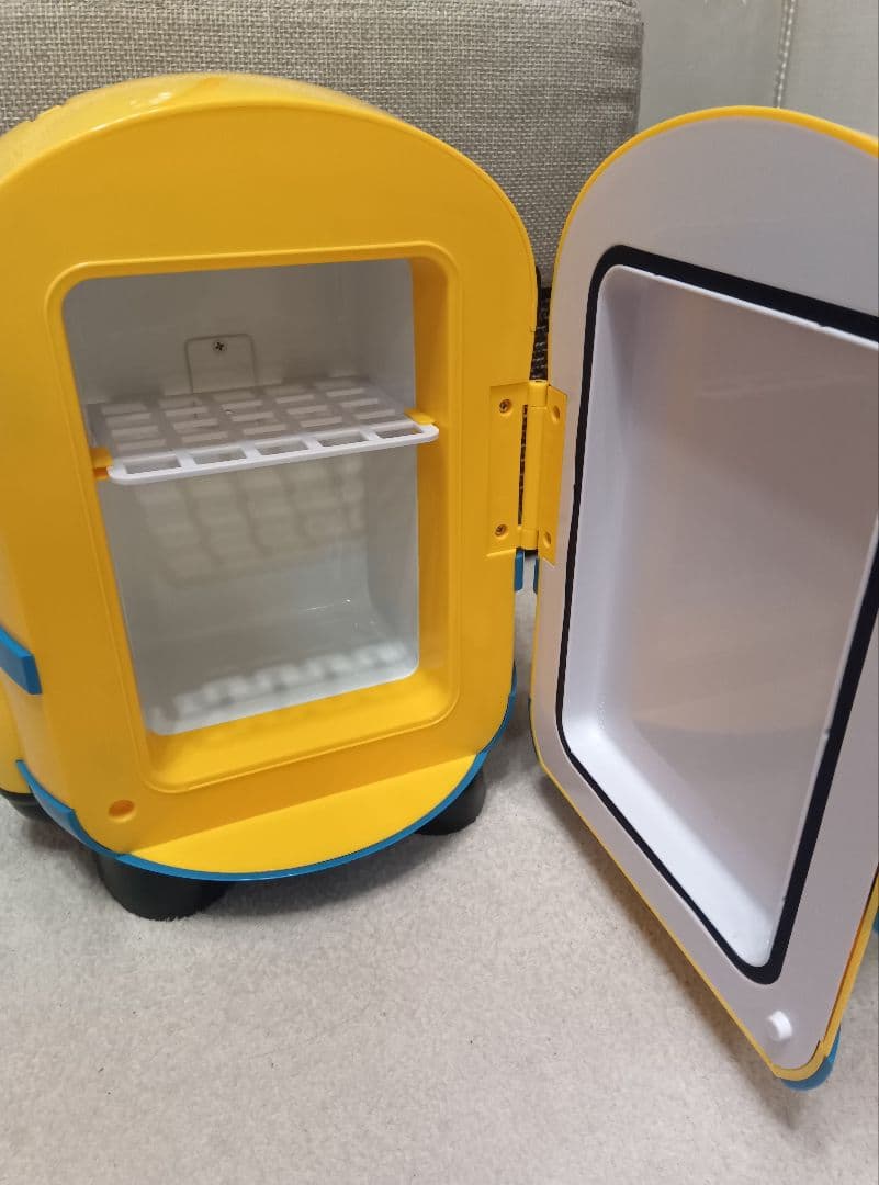 未使用》ミニオン 冷温庫 限定生産 - メルカリ