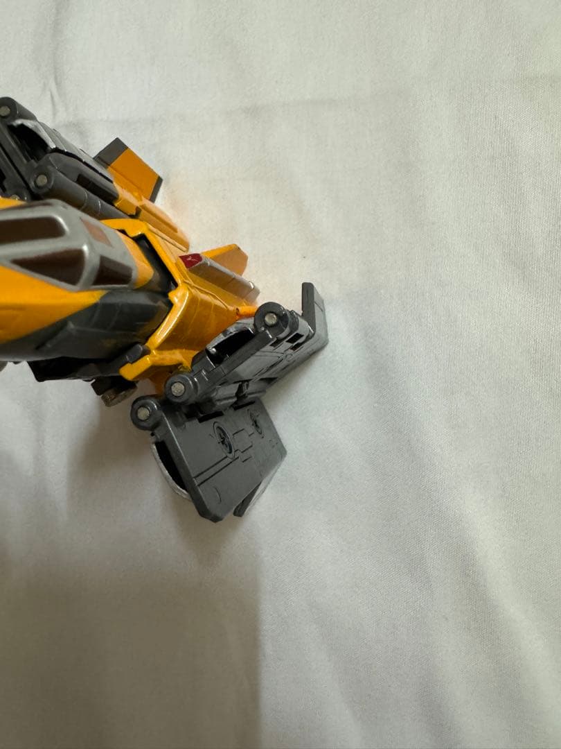 シグファイターエスエス ② 特別訓練機 イエローモデル ウルトラマン