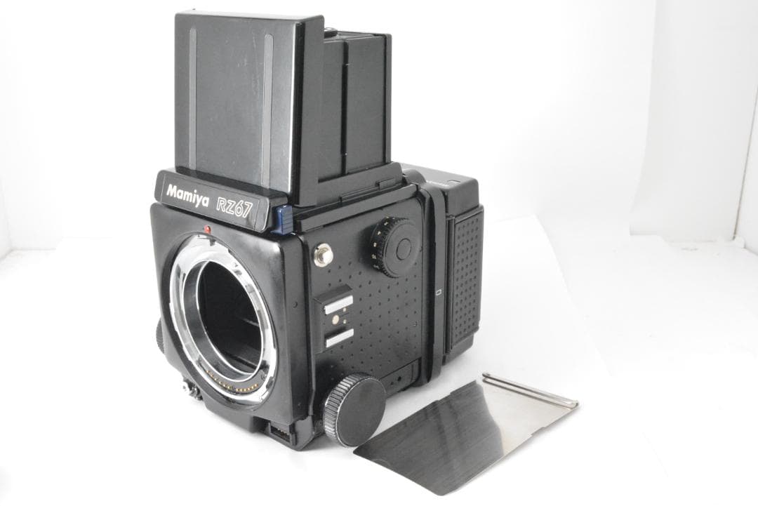 マミヤ　Mamiya RZ67 PROFESSIONAL ボディ Amazon | Mamiya マミヤ RZ67 PROFESSIONAL ボディ | 中判カメラ 通販