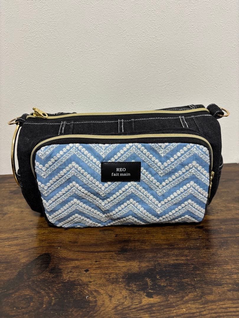 RED ジグザグ模様 ショルダーバッグ ドラム バックルレッドショルダーバッグ | ファッション通販サイト NUGU