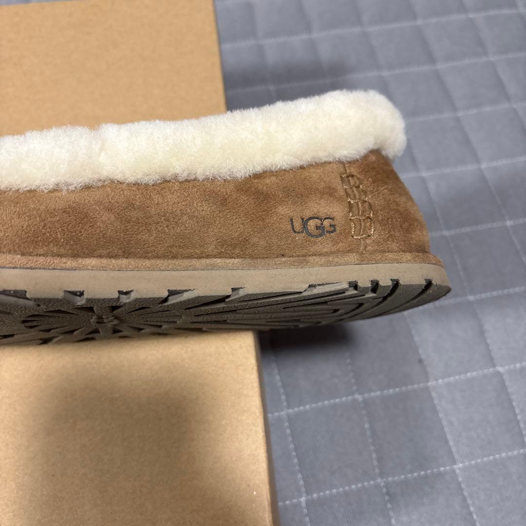 希少 美品UGG Zora Ballet Flat 26センチ - メルカリ