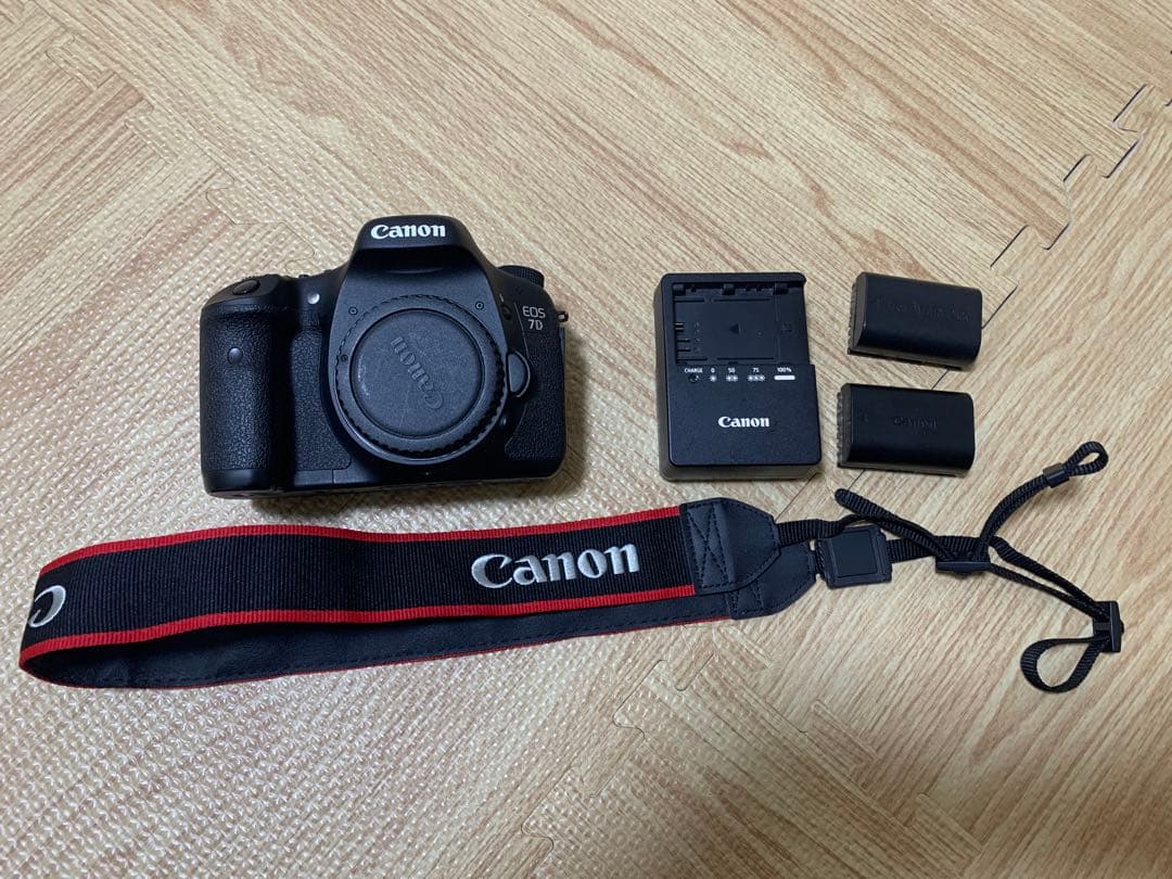 Canon EOS 7D デジタル一眼レフカメラ　シャッター30000回 CANON EOS 7D ボディ 価格比較 - 価格.com