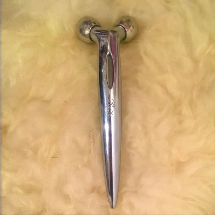 ReFa 顔用 リファクリア - ReFa CLEAR :3D音波洗顔ブラシ | 商品情報 | ReFa