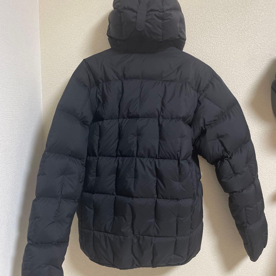 mont-bell ネージュダウンパーカー 完売品 M-R - メルカリ