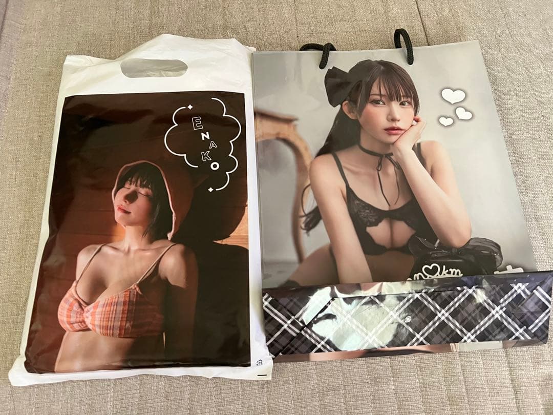 【直筆サイン入り写真集2冊入り】えなこ コミケC107 えなこみゅ　セット2種