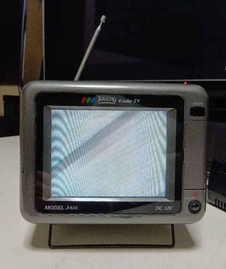 希少 JERICHO MODEL J-610 6インチ ブラウン管 カラーテレビ - メルカリ