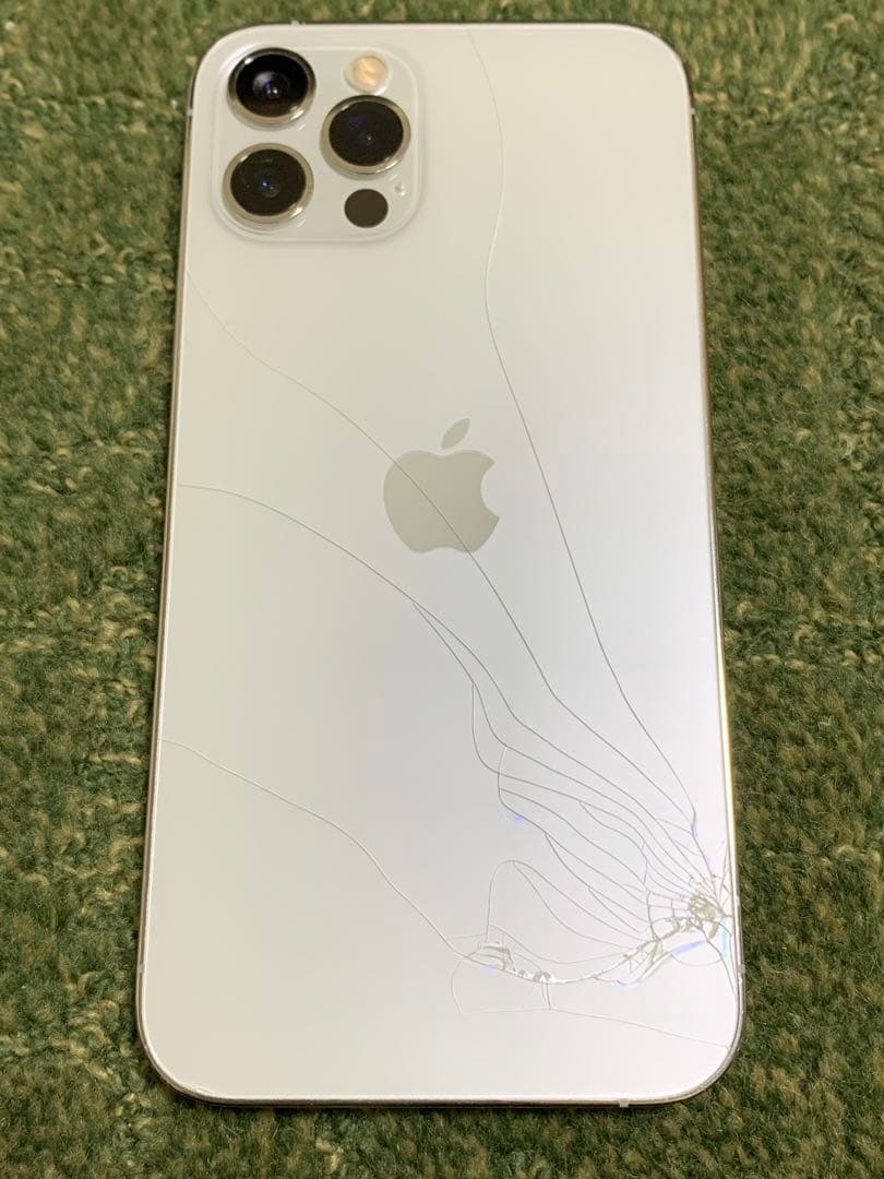 ジャンク】iPhone12 Pro 256GBシルバー SIMフリー - メルカリ