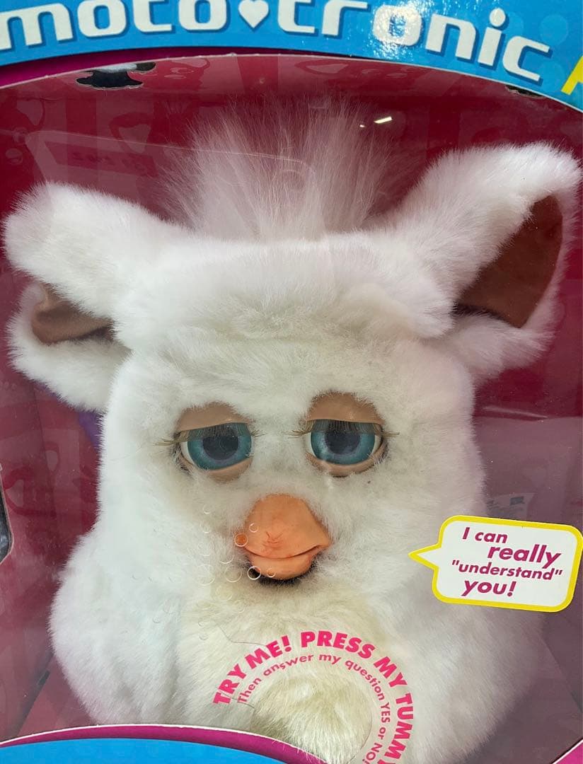 ハ*郎様 ☆未開封品☆ ファービー2 白 ベージュ 英語版 ブルーアイ 青