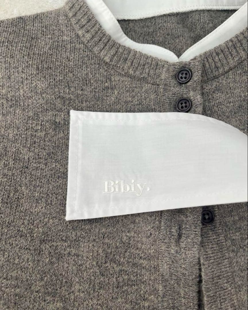 Bibiy グレー リボン付きカーディガンの通販はau PAY マーケット