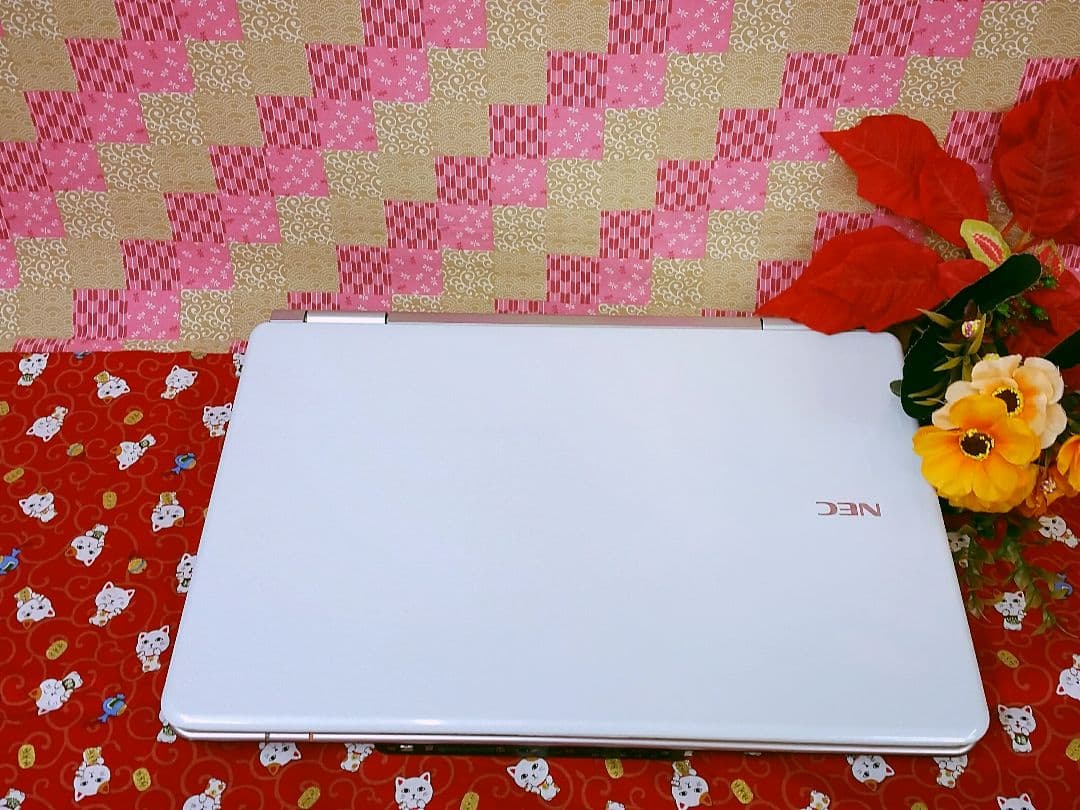 極上品♥大人気♥高速Corei5搭載❤ホワイト色♥新型Win11搭載♥