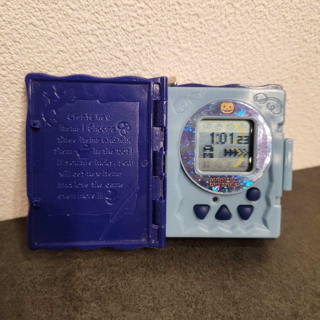 『超希少・美品』マジカルウィッチーズ　アクエリー族（水）