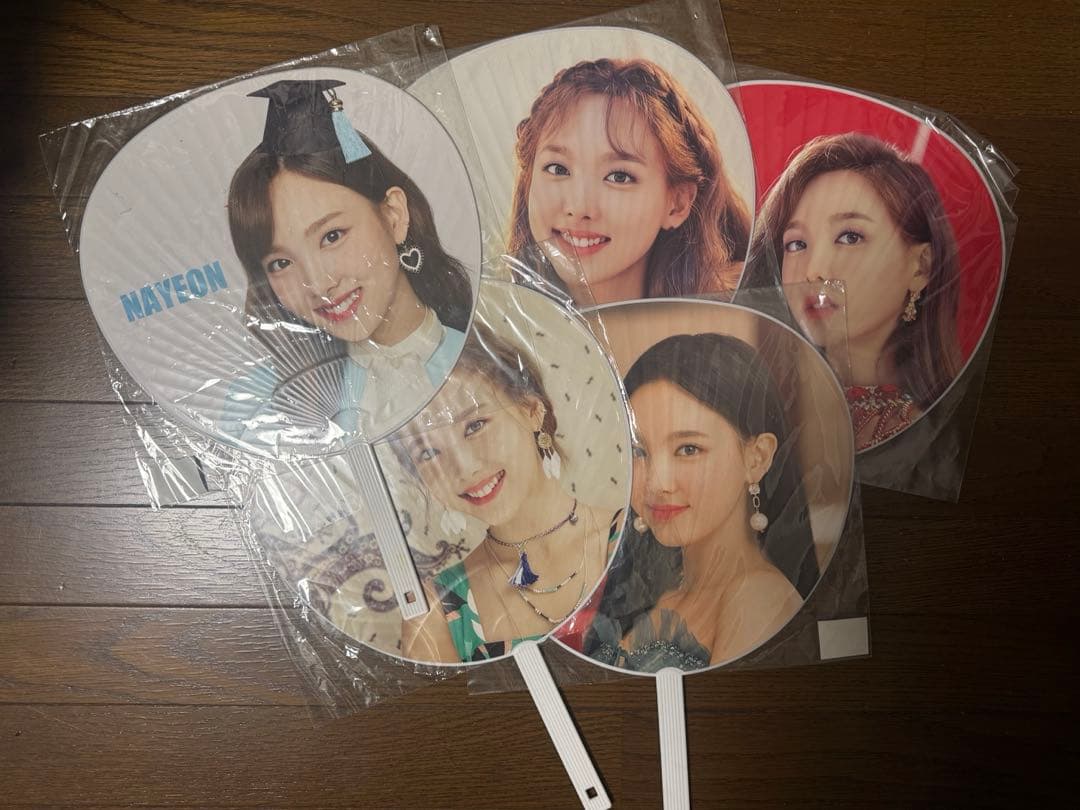 ナヨン twice NAYEON うちわ まとめ売り 2018 2019 - メルカリ