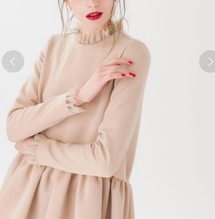 ツル バイ マリコオイカワ クイーニーボンディングペプラムトップス