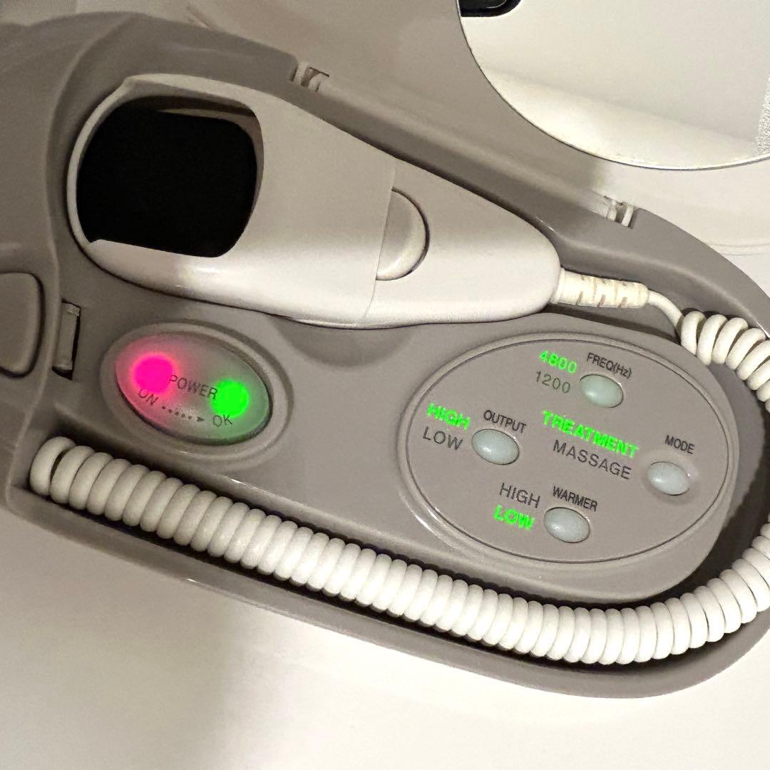 モイスティーヌ美顔器（旧式） - メルカリ