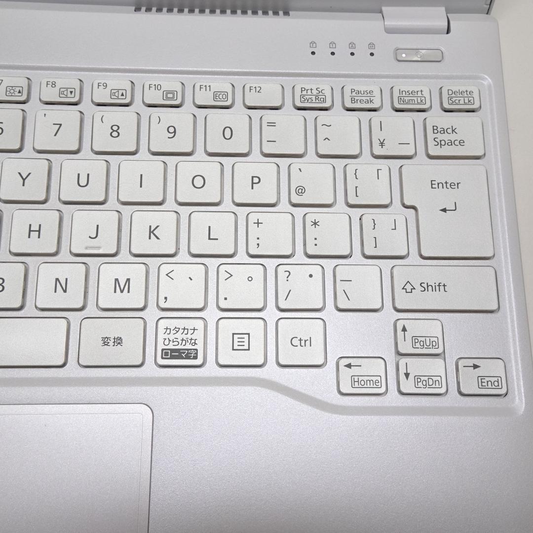 富士通 UH92/D2 i7 8G SSD512G 13.3in FHD 超軽量