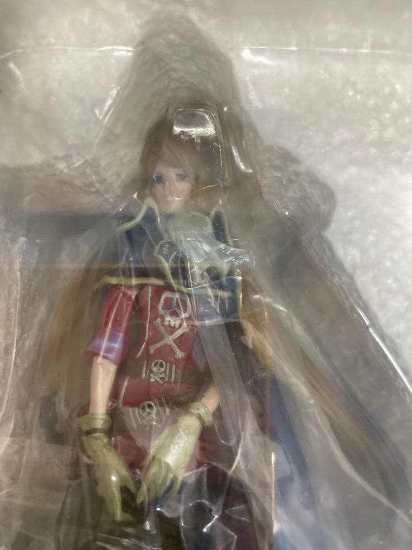 クイーンエメラルダス海洋堂コールドキ ャスト塗装済彫像 - メルカリ